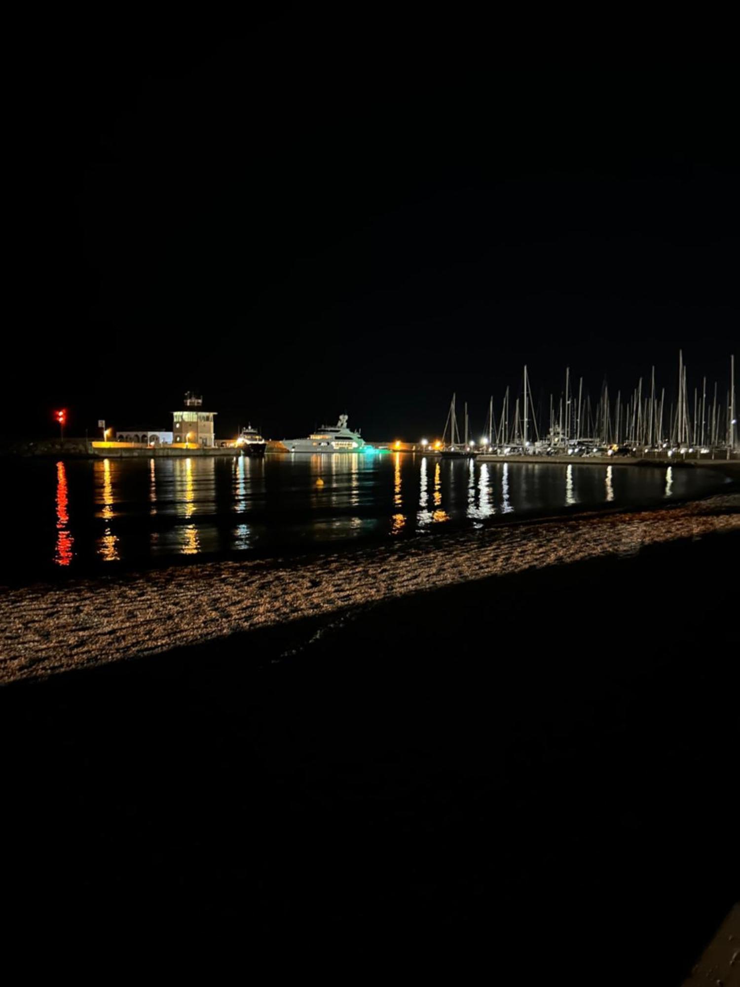Appartamento 50 Mt Dal Mare Ostie Extérieur photo