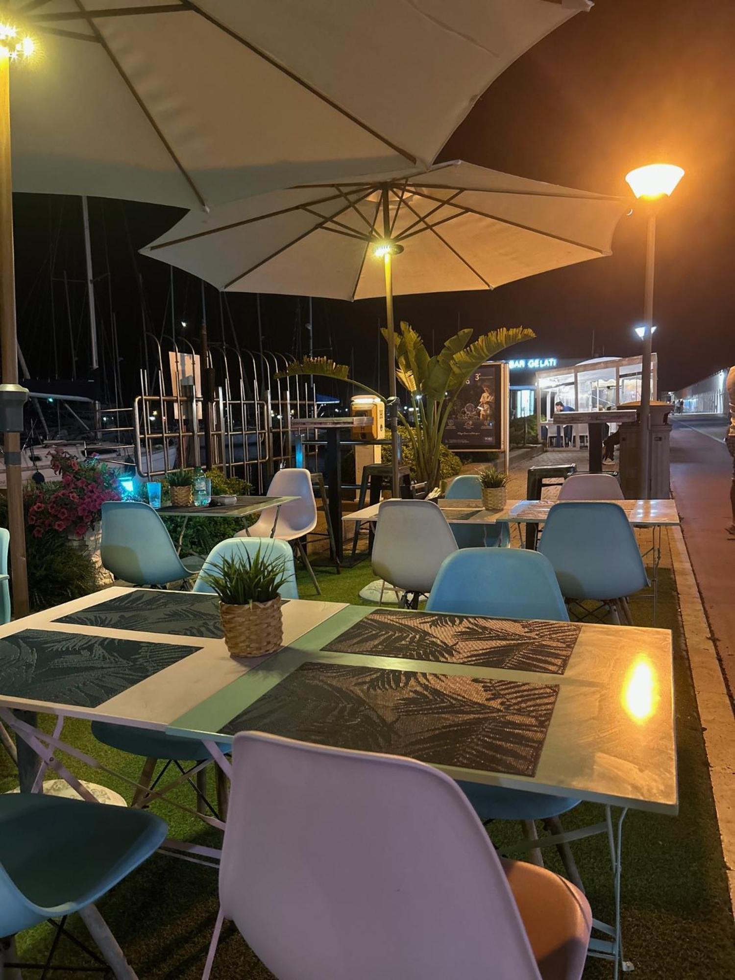 Appartamento 50 Mt Dal Mare Ostie Extérieur photo